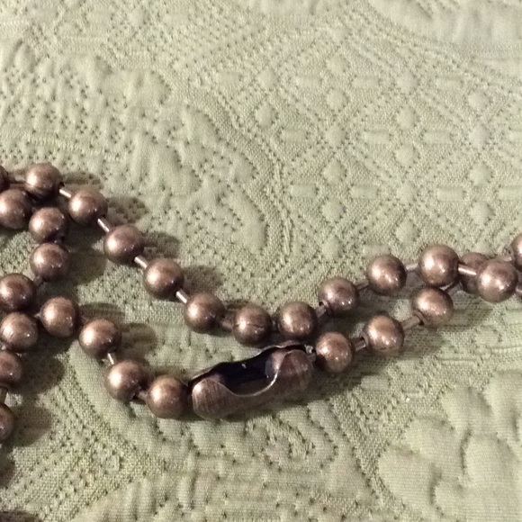 2 GUC Cross Body Purses MAKE ME AN OFFER! - Picture 5 of 8